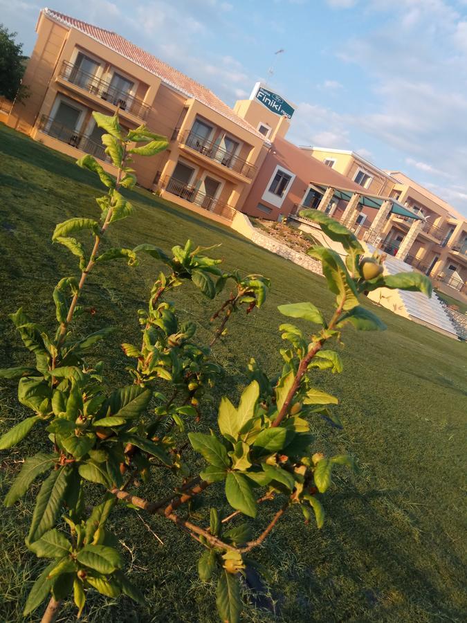Finiki Plaza Lejlighedshotel Methoni  Eksteriør billede