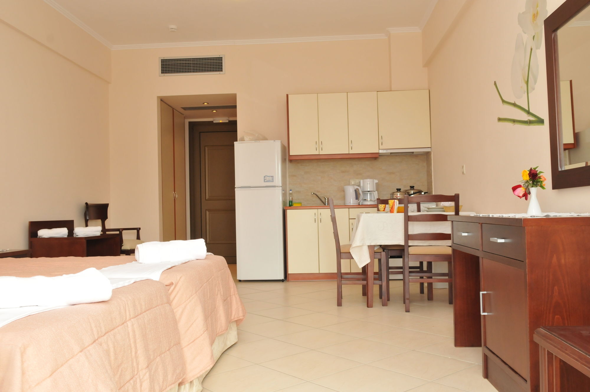 Finiki Plaza Lejlighedshotel Methoni  Eksteriør billede